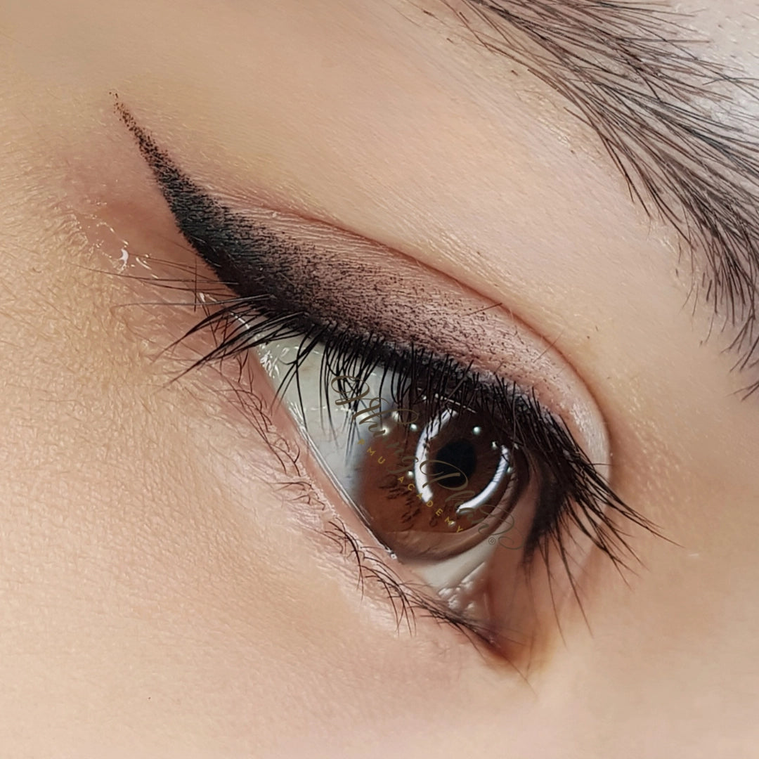 Eyeliner Permanent Makeup